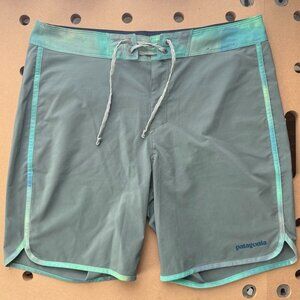 Patagonia Hydro Series Scallop Board Shorts - Men's Size 32